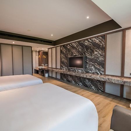 รีเจียน โมเทล Motel ลู่กั่ง ภายนอก รูปภาพ
