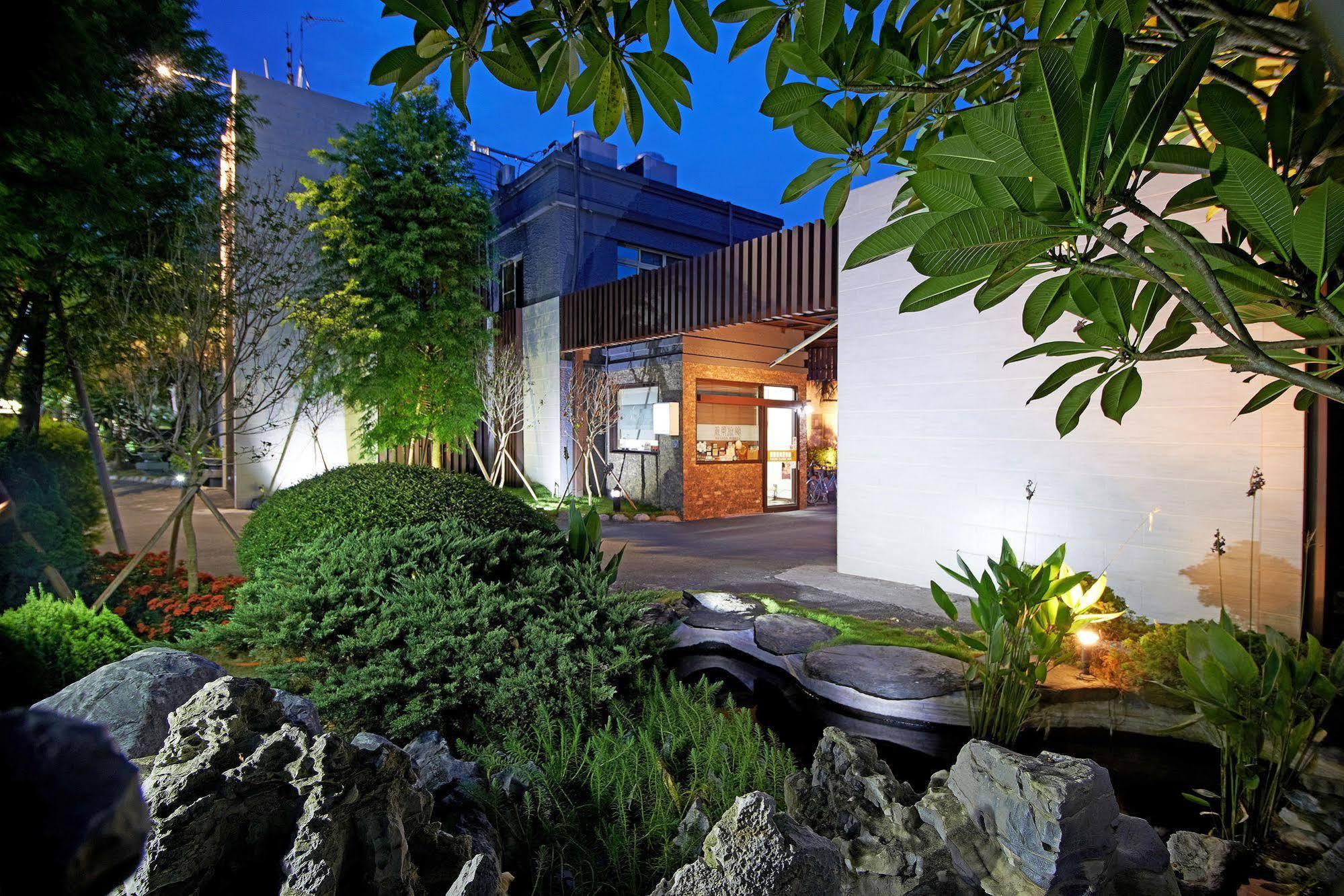 รีเจียน โมเทล Motel ลู่กั่ง ภายนอก รูปภาพ